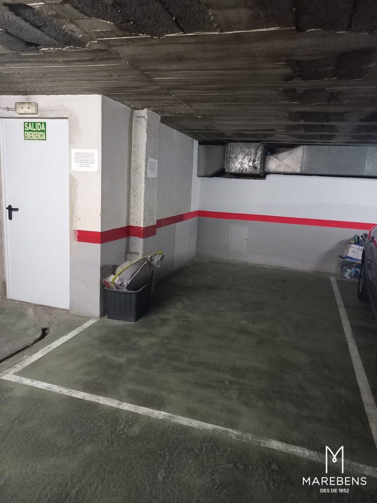 Aparcamiento en venta en la Rambla Nova - 2/2