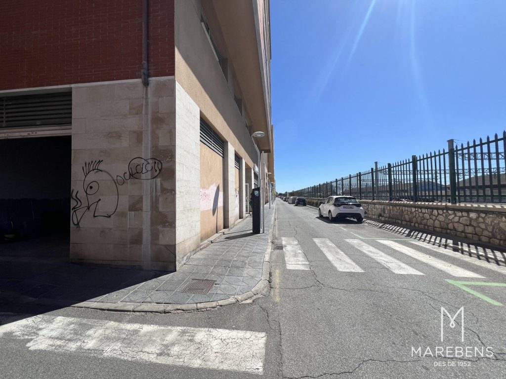 Local en venta en la Calle del Mar - 3/7