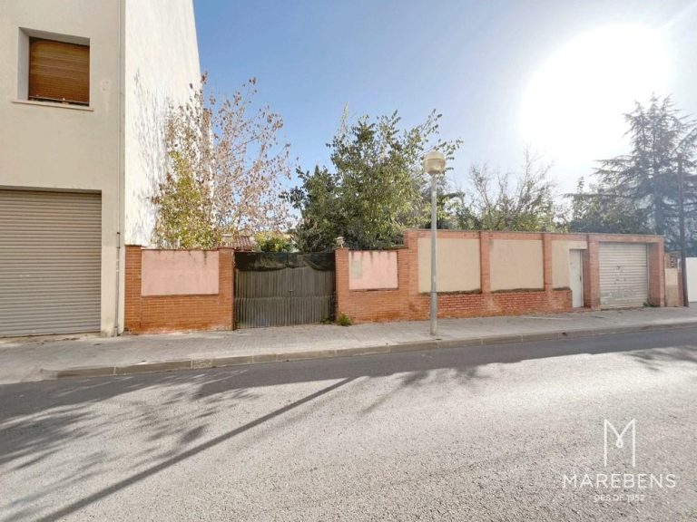 Solar en venta en el Carrer Mossen Marti