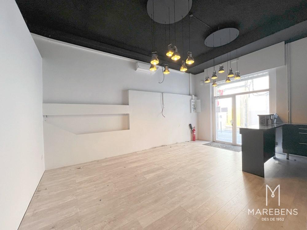 Local en venta en el Carrer Reding - 3/17