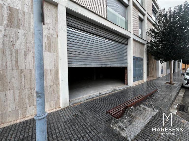 Commercial premises for rent on Pere de Cardona Street