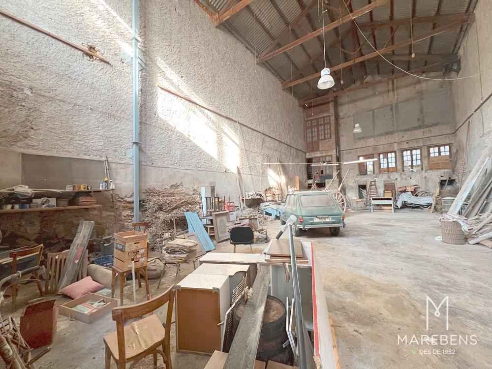 Commercial premises for sale on Sant Roc Street - 2/7