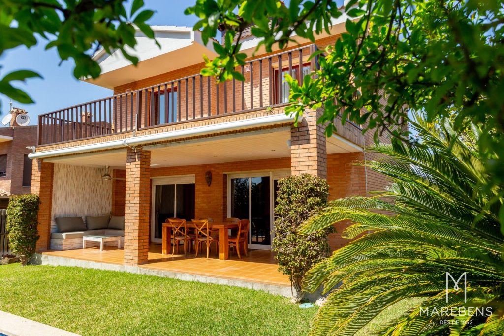 Casa en venda al Carrer Cavet - 36/67