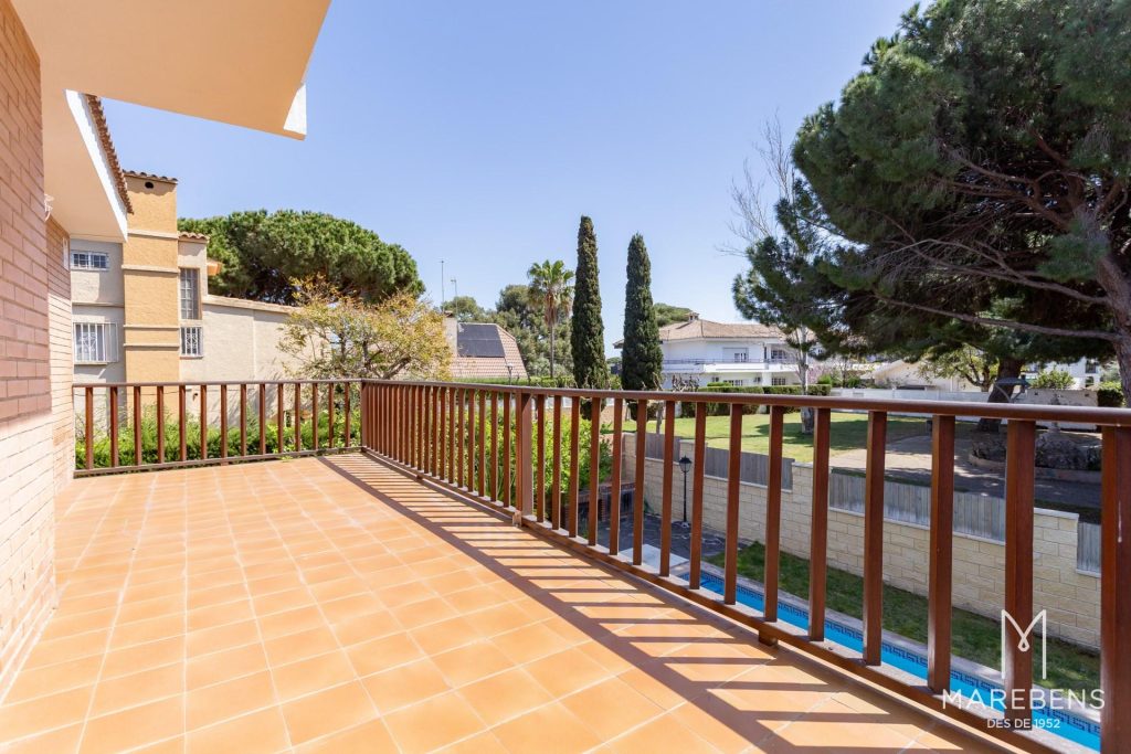 Casa en venda al Carrer Cavet - 61/67
