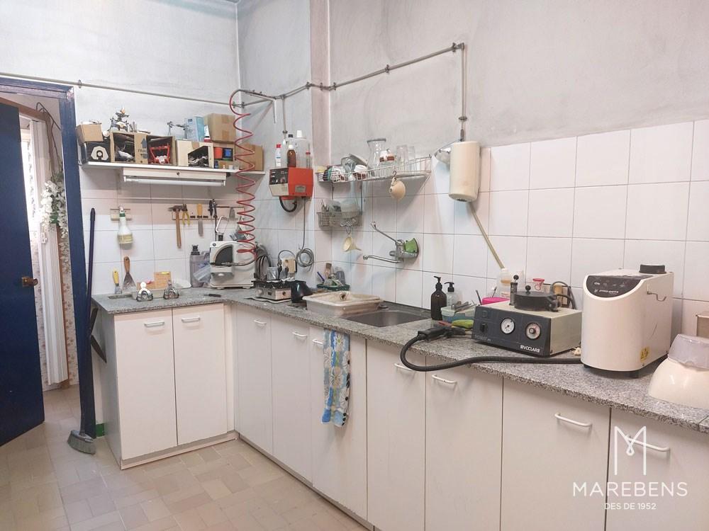 Edificio en venta en la Calle de la Cort - 13/22