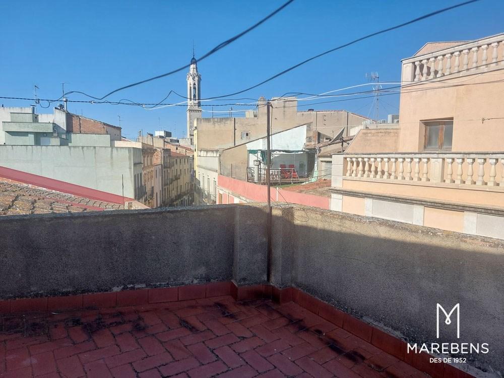 Edificio en venta en la Calle de la Cort - 19/22