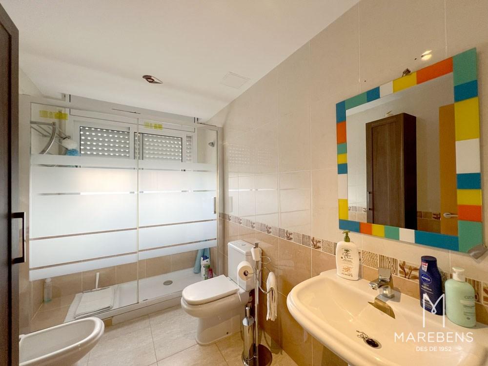 House for sale on Josep Castellet Street - 13/23