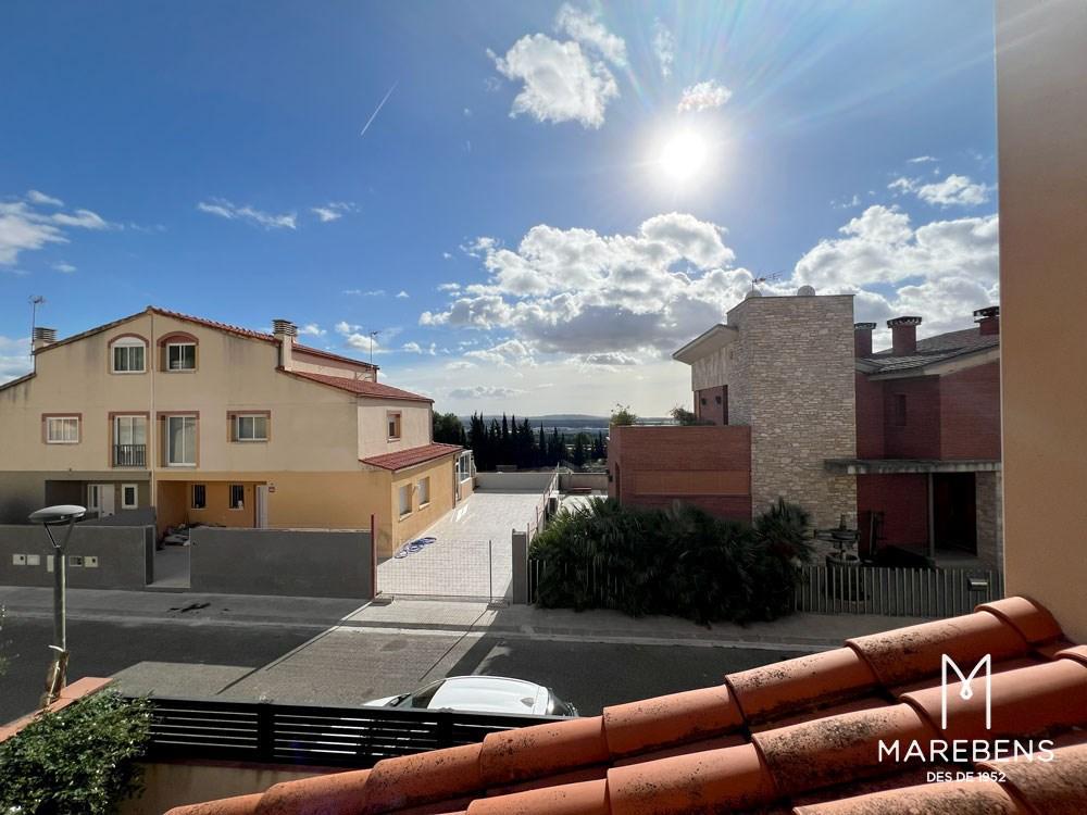 Casa en venta en la Calle Josep Castellet - 18/23