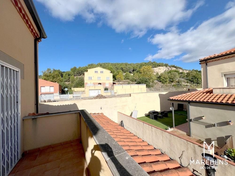 Casa en venta en la Calle Josep Castellet - 19/23