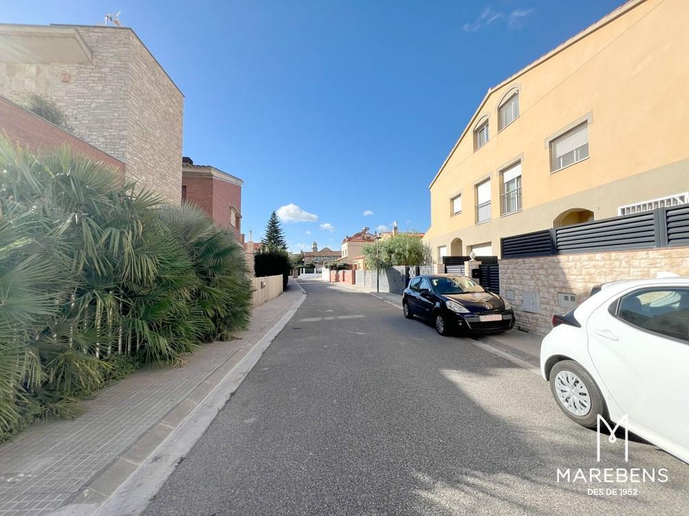 Casa en venta en la Calle Josep Castellet - 23/23