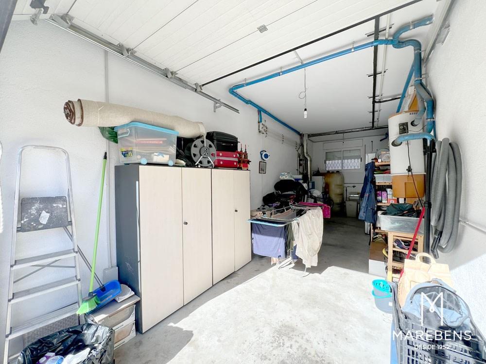 Casa en venta en la Calle Josep Castellet - 22/23