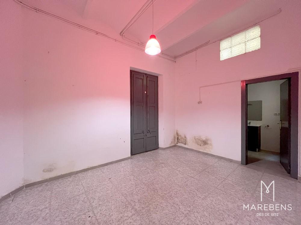 Edificio en venta en la Calle August - 11/25