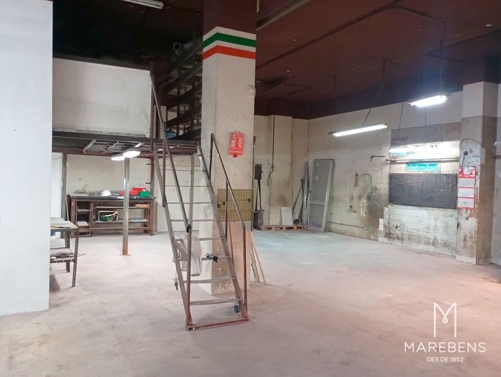 Local en alquiler en la Avenida Maria Fortuny - 3/19