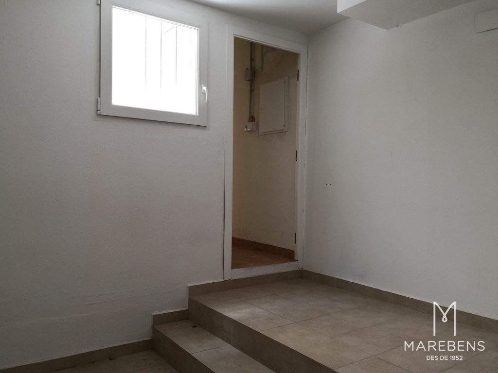 Local en venta para inversión en la Calle Reding - 5/8
