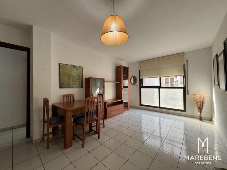 Piso en venta en la Calle Taquigraf Martí