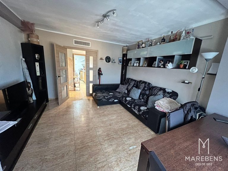 Piso en venta para inversión en la Avenida Montblanc