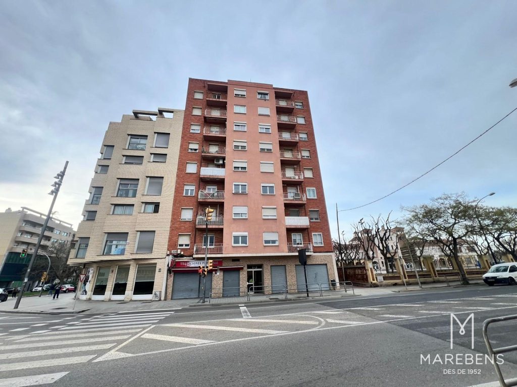 Piso en venta para inversión en la Avenida Montblanc - 2/13