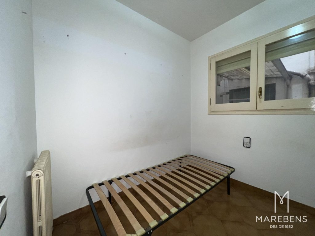 Piso en venta en la Calle Jaume Huguet - 9/26