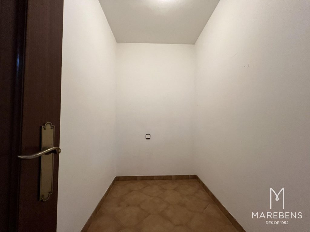 Piso en venta en la Calle Jaume Huguet - 14/26