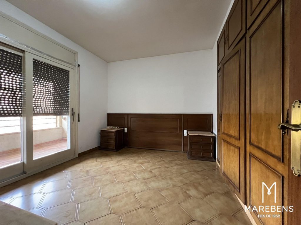 Piso en venta en la Calle Jaume Huguet - 21/26