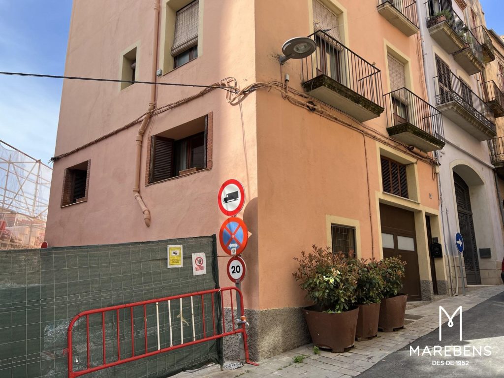 Casa en venta en la Calle Sant Antoni - 50/52