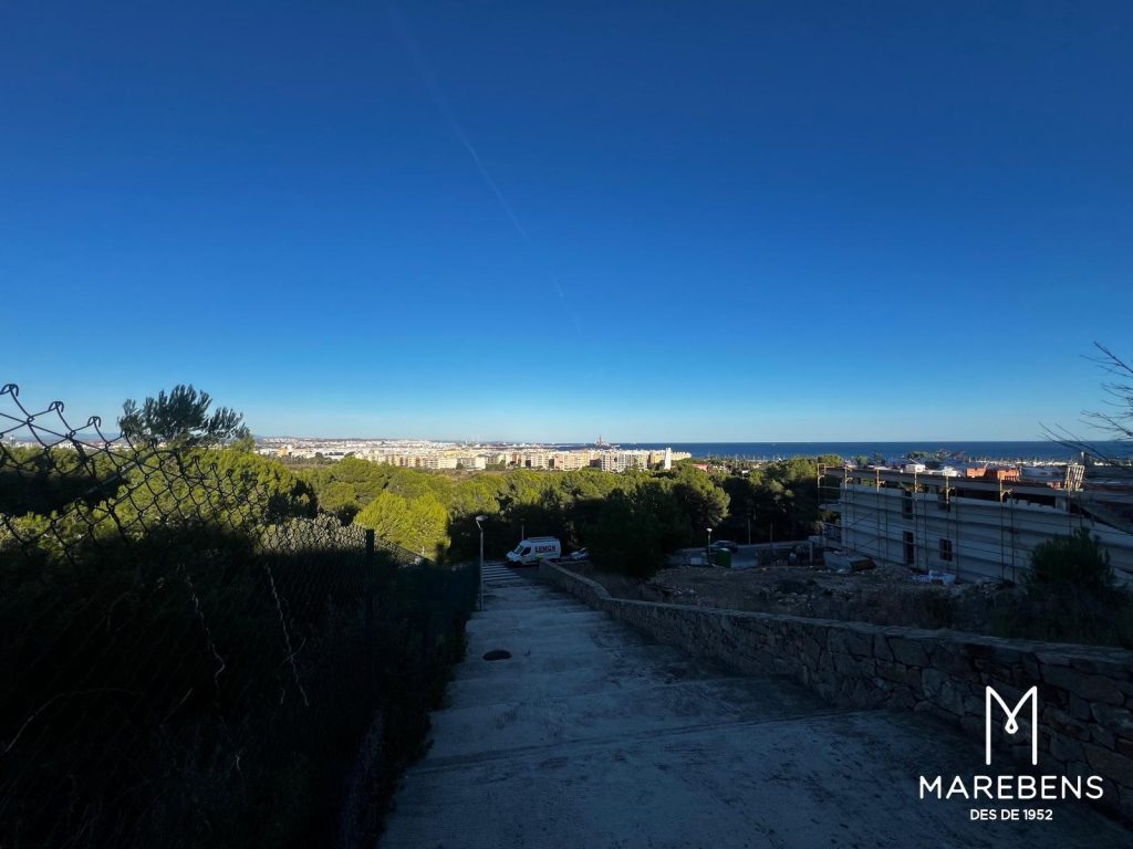 Terreno en venta en Salou - 6/8