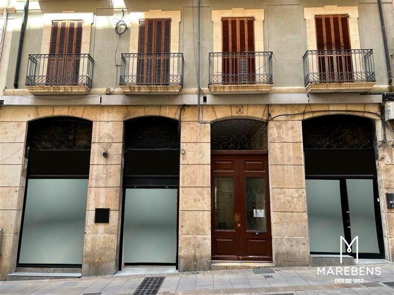 Local en venta para inversión en la Calle Comte de Rius - 1/5