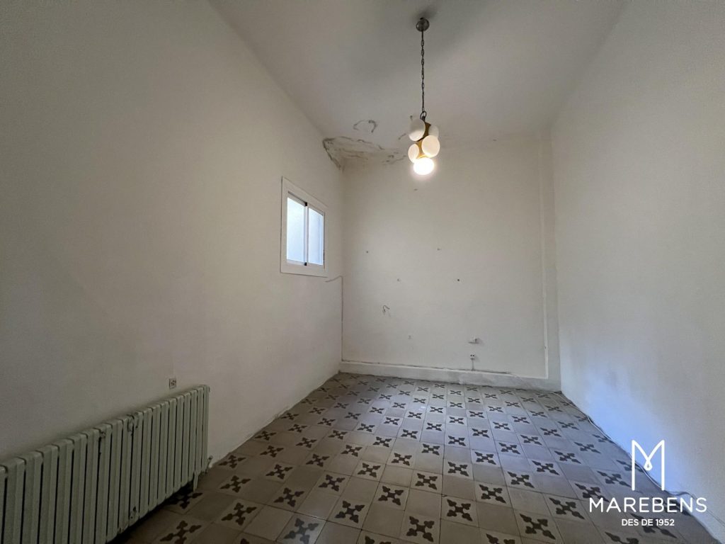 Edificio en venta en la Calle August - 19/25