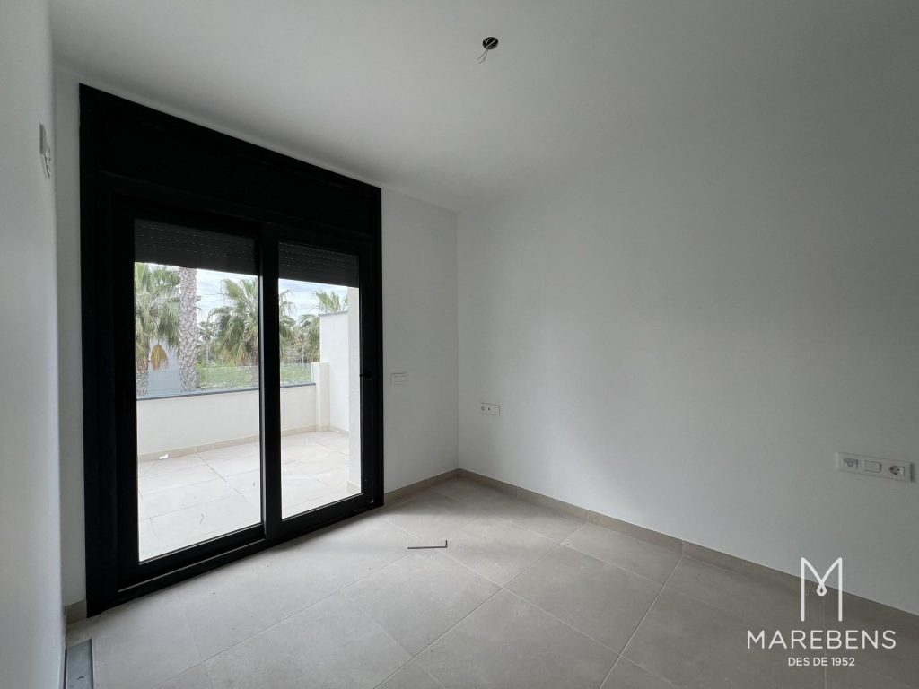 Casa en venta en la Calle Sínies- Obra nueva 3 - 15/25
