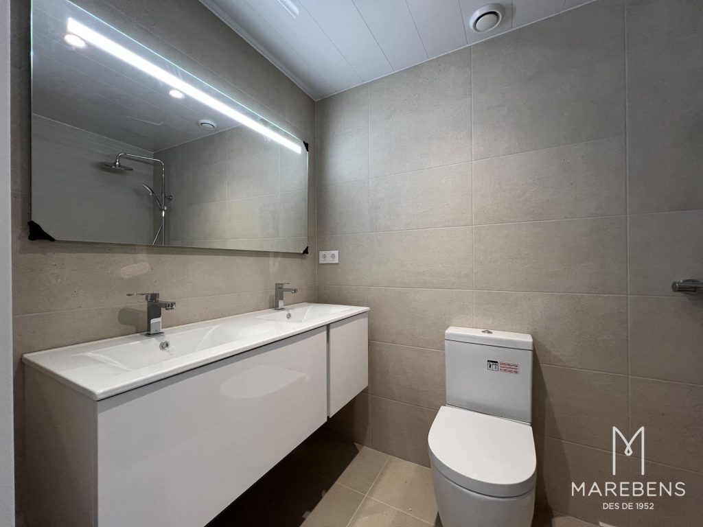 Casa en venta en la Calle Sínies- Obra nueva 3 - 21/25