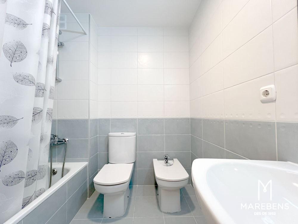 Piso en venta en la Avenida Catalunya - 12/16
