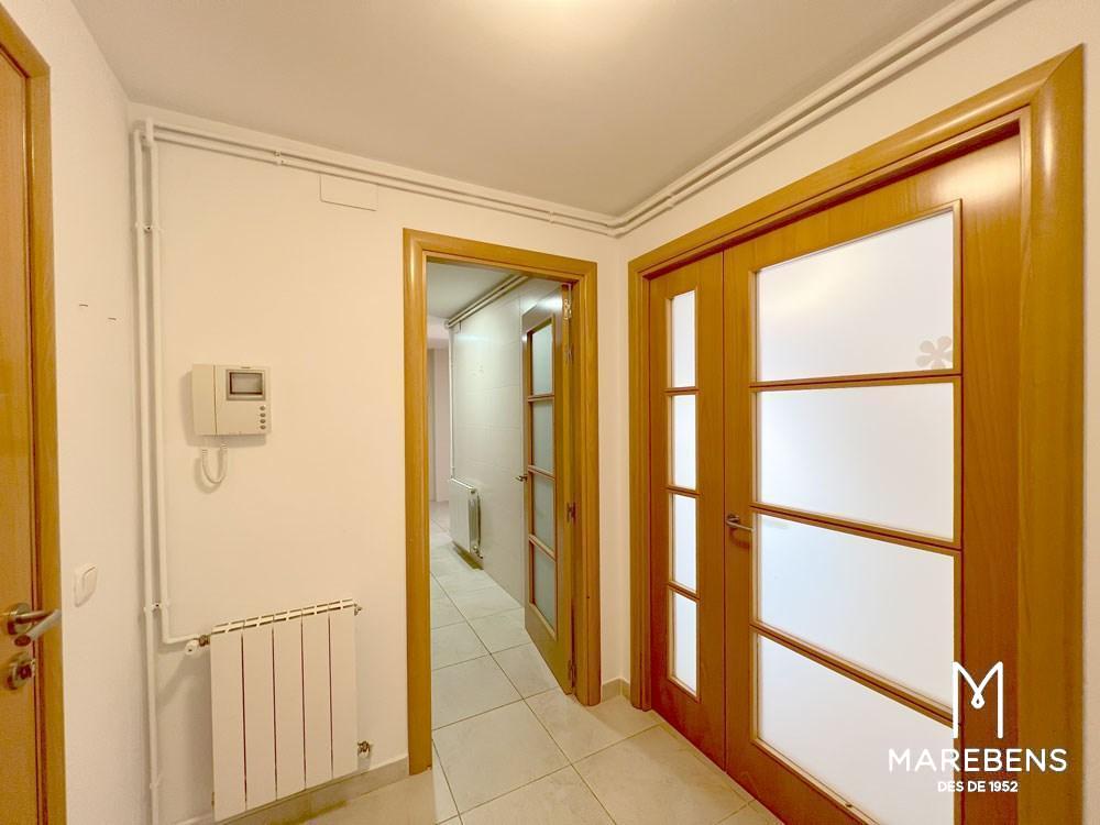 Piso en venta en la Avenida Catalunya - 8/16