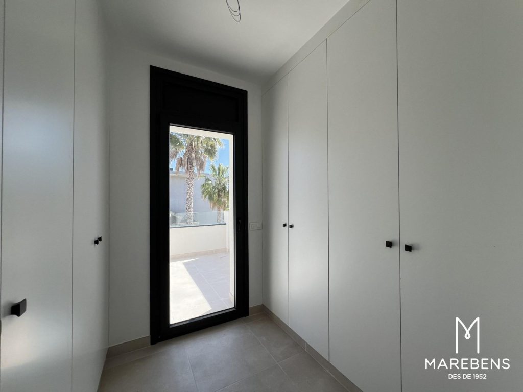 Casa en venta en la Calle Sínies- Obra nueva 4 - 11/22
