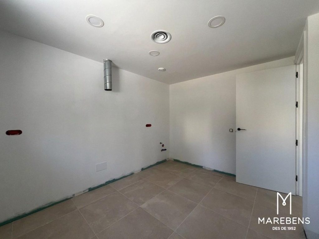 Casa en venta en la Calle Sínies- Obra nueva 4 - 5/22