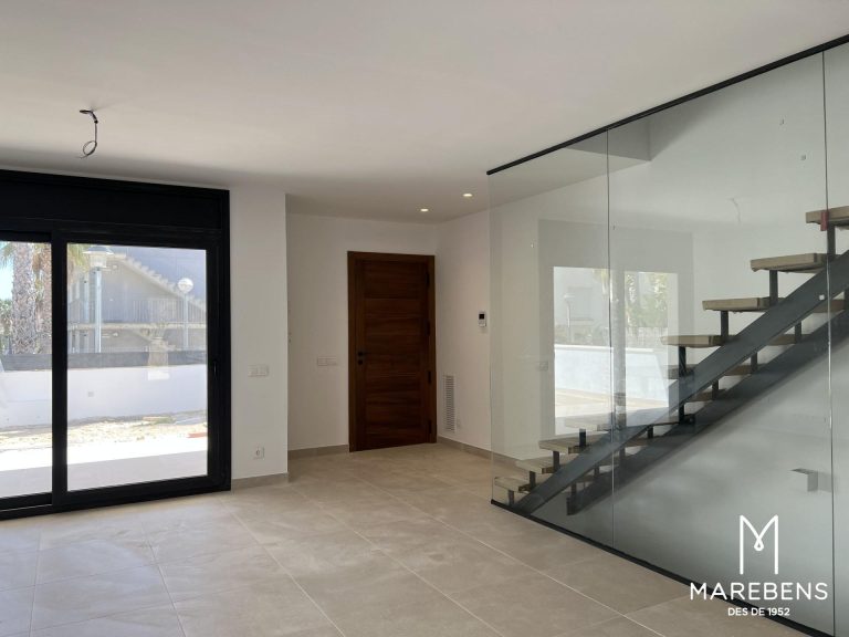 Casa en venta en la Calle Sínies- Obra nueva 4