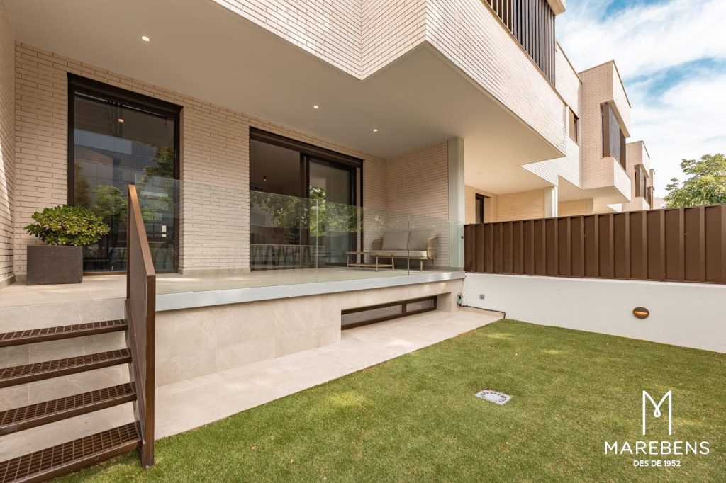 Casa en venta en la Calle Bertran de Castellet - 26/56