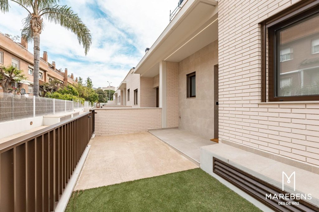 Casa en venta en la Calle Bertran de Castellet - 50/56