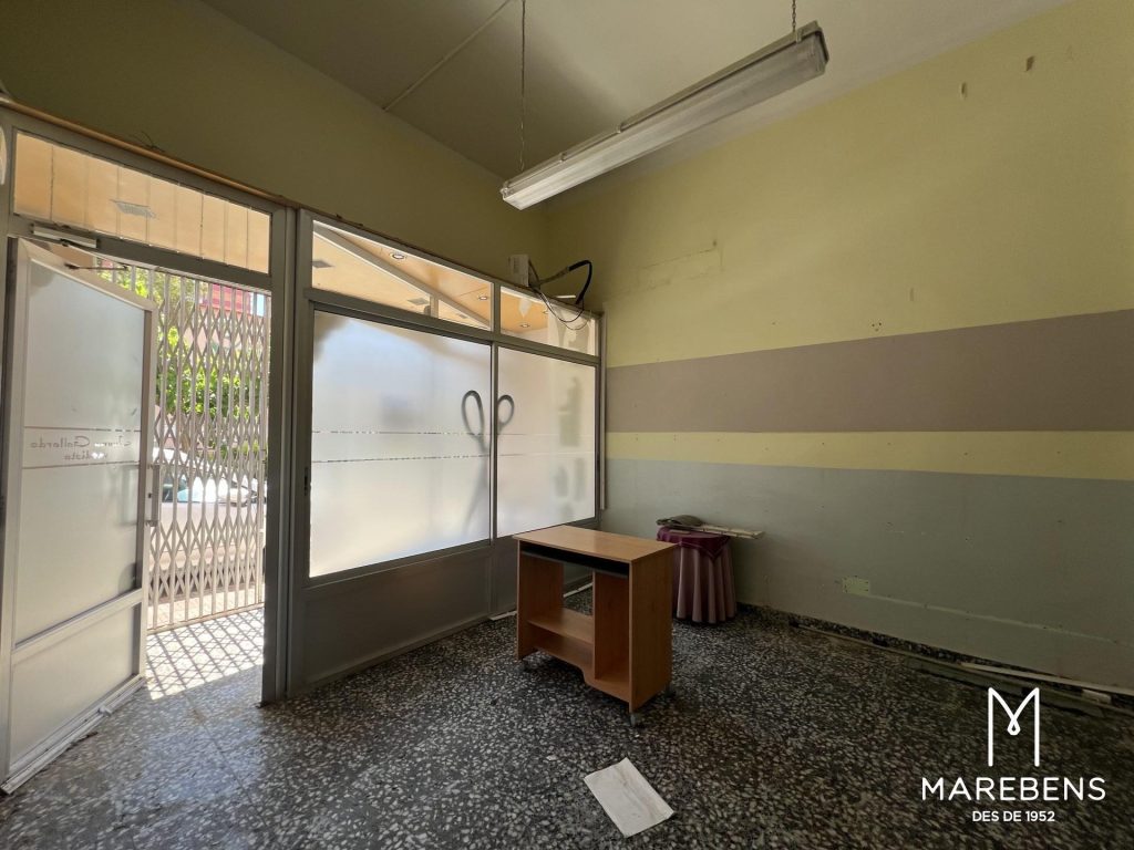 Local en venta en el Bloque Sant Bartomeu - 9/17