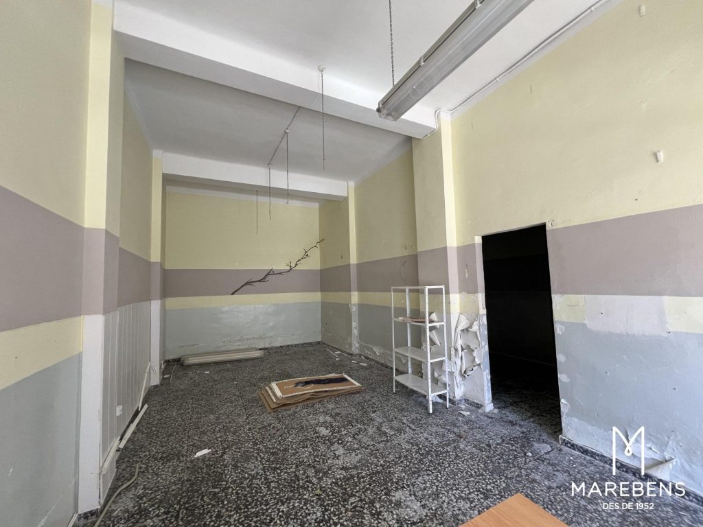 Local en venta en el Bloque Sant Bartomeu - 4/17