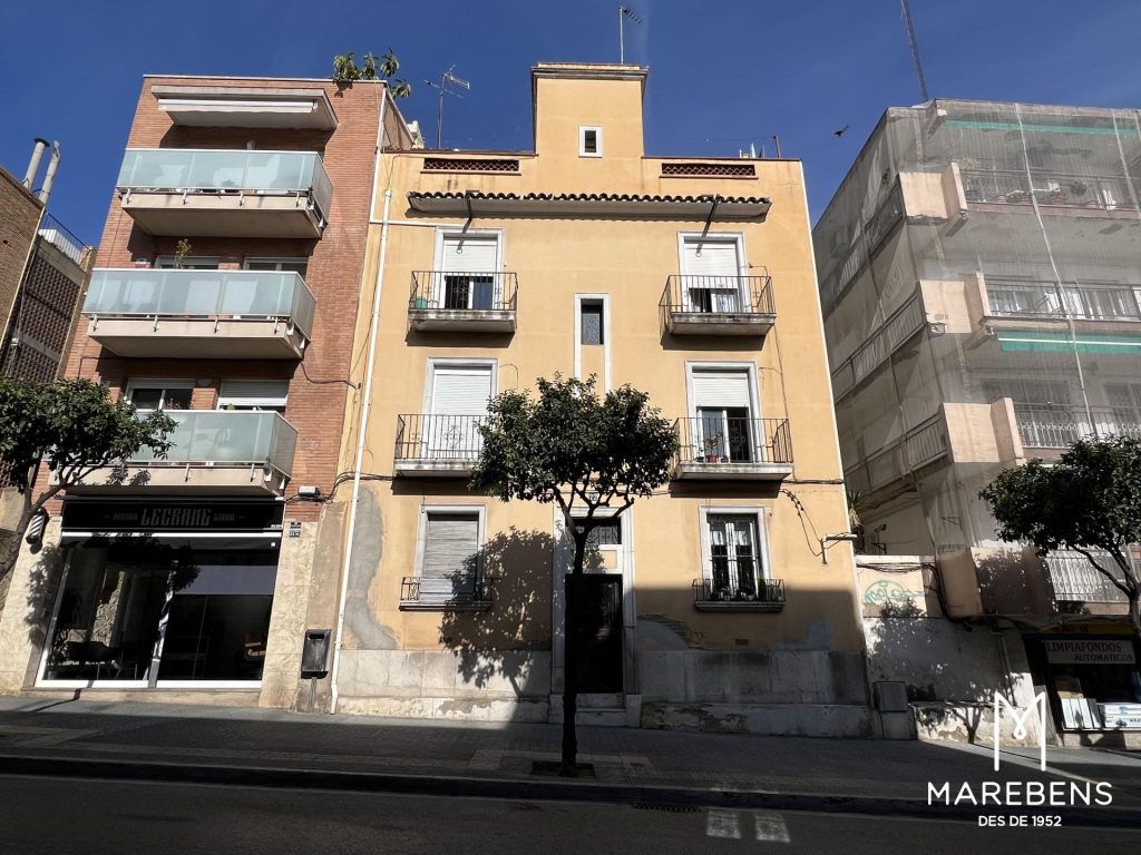 Piso en venta en la Calle Via Augusta - 16/17