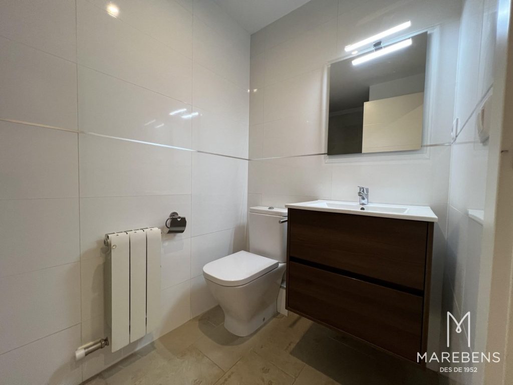 Piso en venta en la Calle Eivissa - 5/17
