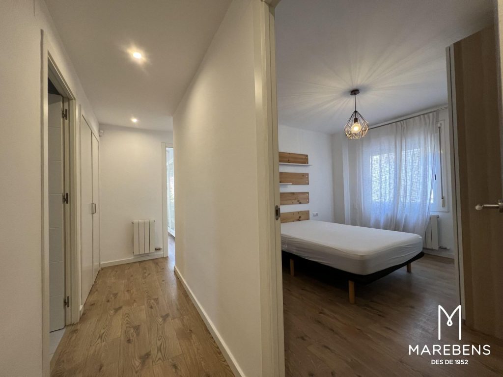 Piso en venta en la Calle Eivissa - 10/17