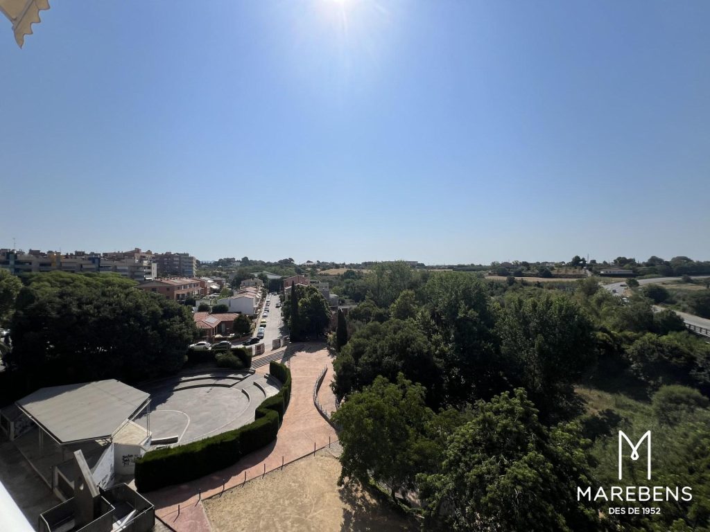 Piso en venta en el Passeig de l’Estació - 5/21