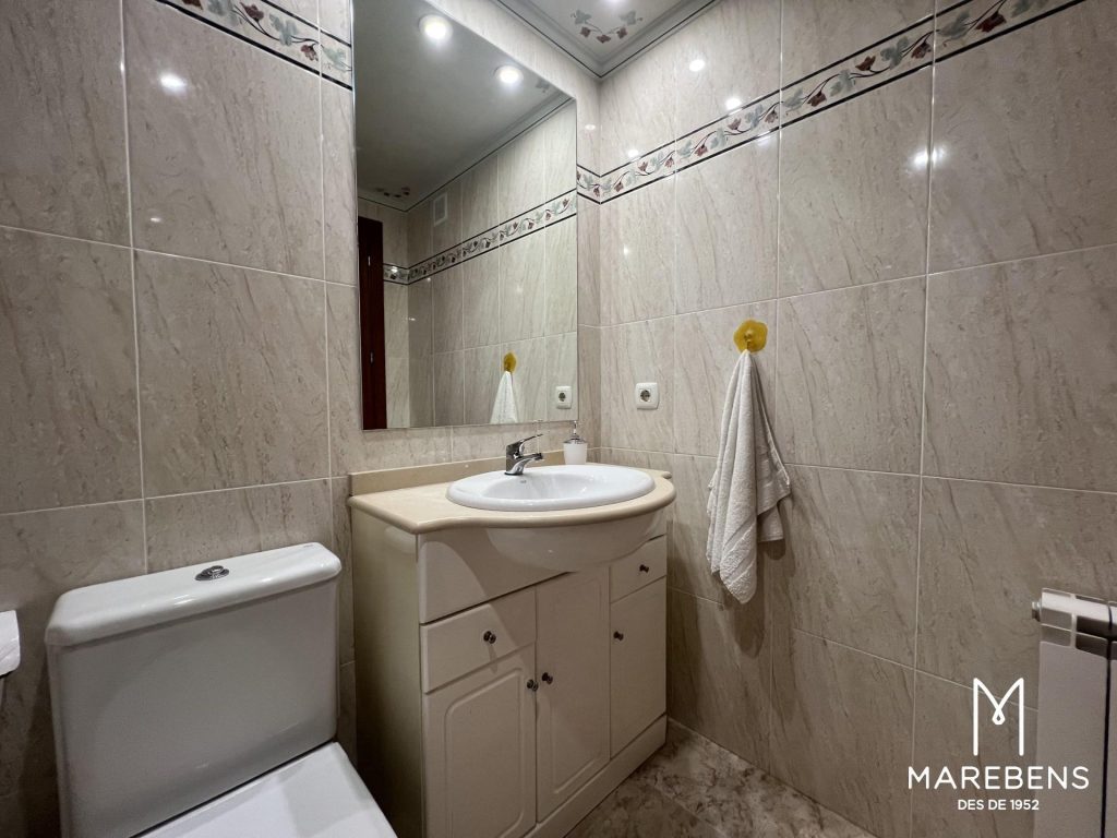 Piso en venta en el Passeig de l’Estació - 10/21
