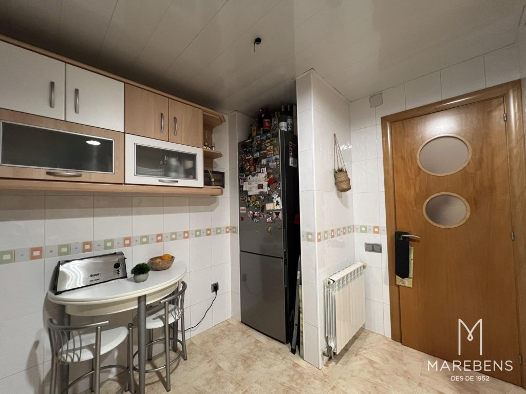 Piso en venta en la Calle Francesc Macià - 9/25