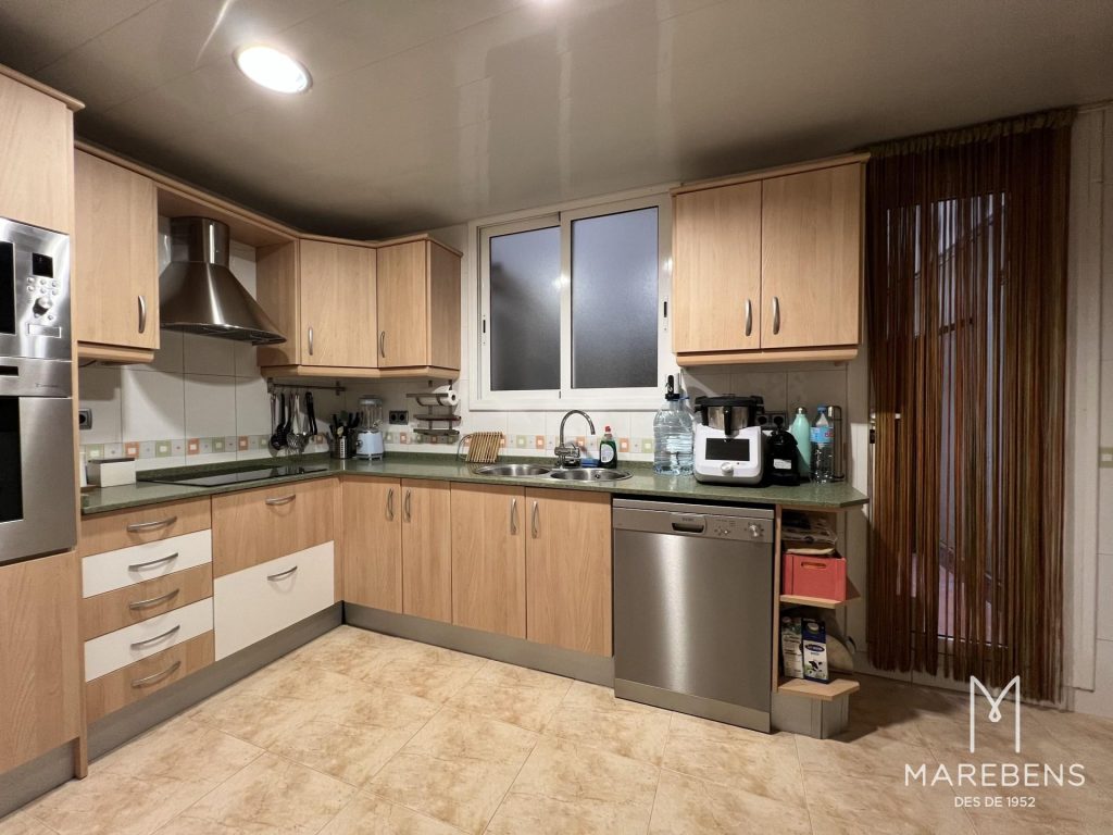 Piso en venta en la Calle Francesc Macià - 10/25