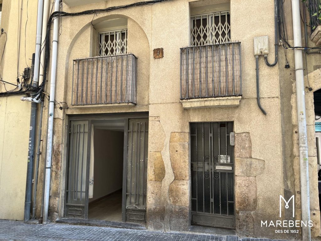Piso en venta en la Calle Pons d’Icart - 2/19