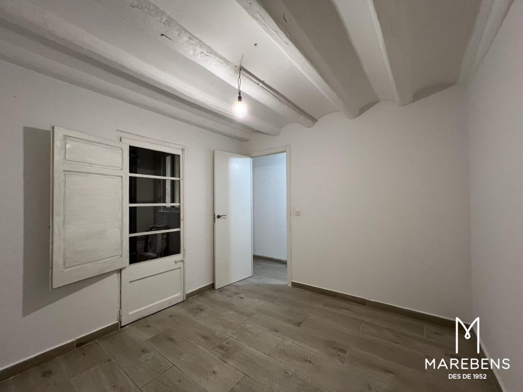 Piso en venta en la Calle Pons d’Icart - 11/19