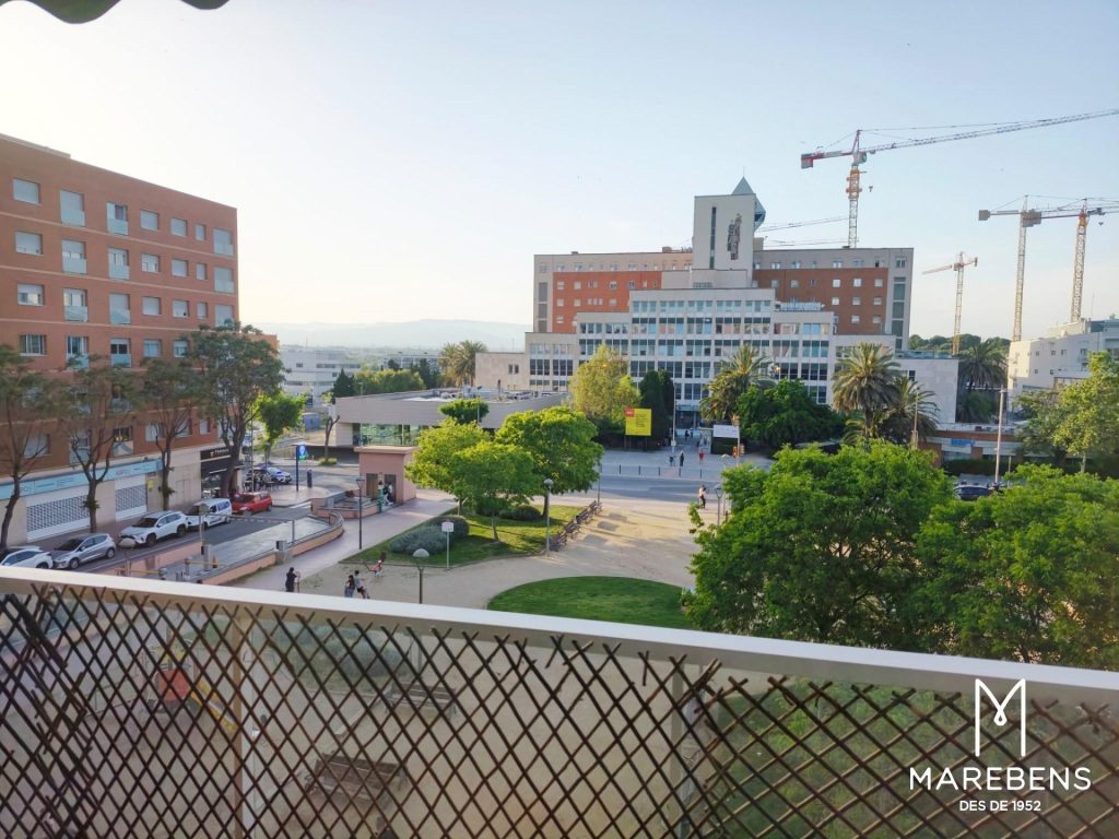 Piso en venta en la Calle Set Lledoners - 8/16