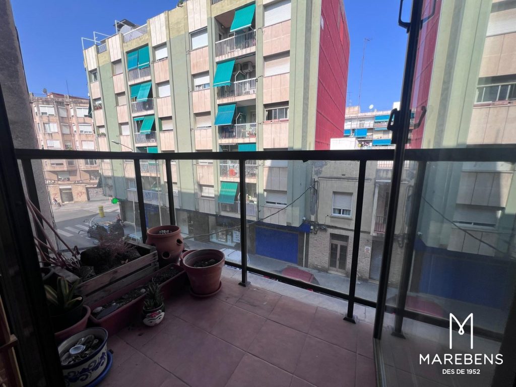 Piso en alquiler en la Calle Sant Antoni María Claret - 12/17